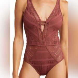 Becca Swim Crochet One Piece Die Cut Plunge Lace Swimsuit Coconut Brown SP